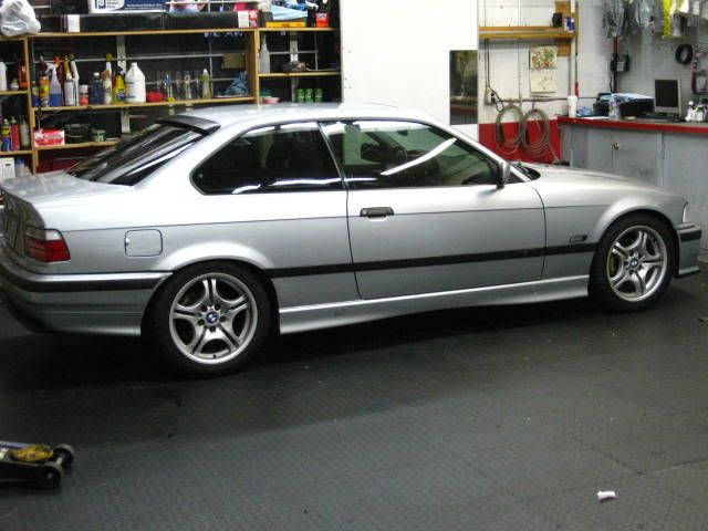 E36 Carbon Fiber Roof 3m Dinoc